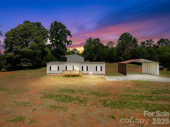 3rd image of 4051 10th Avenue Dr SW