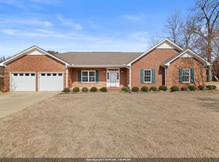 324 Kingston Dr, Florence, AL 35633