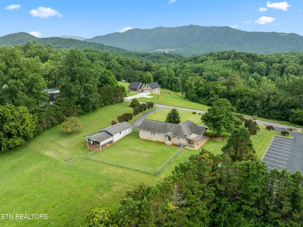 7197 Old Tuckaleechee Rd, Townsend, TN 37882