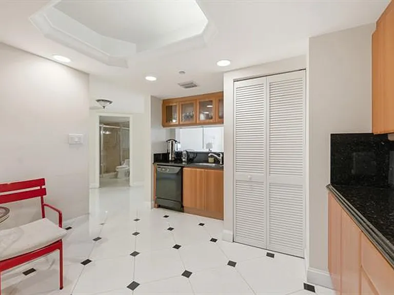 9595 Collins Ave #N3-F — Photo 12