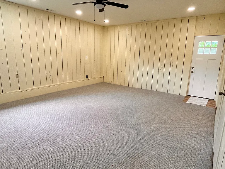 216 Cambridge St — Photo 11