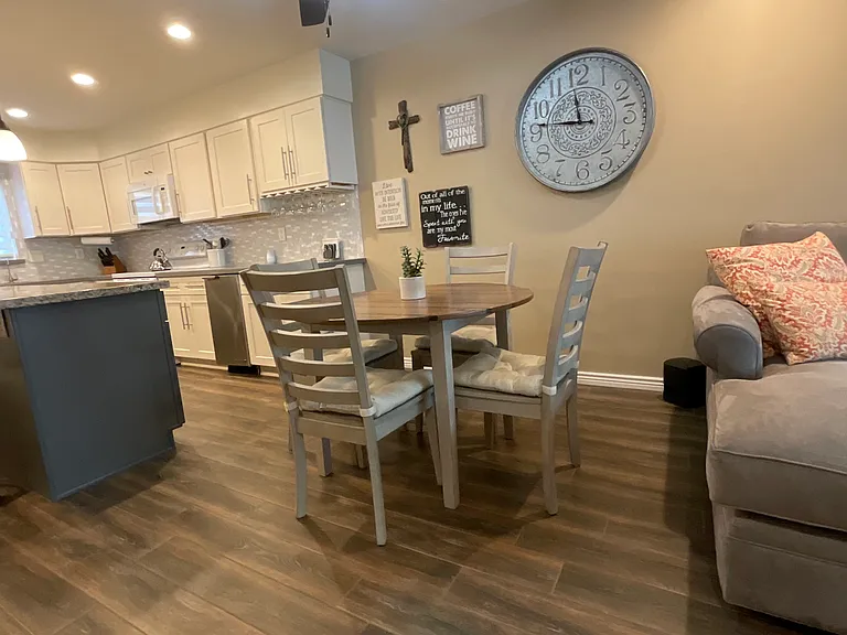 201 Riverfront Dr #18 — Photo 22