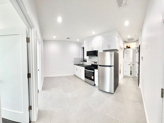 2nd image of 2715 Avenue U #2H