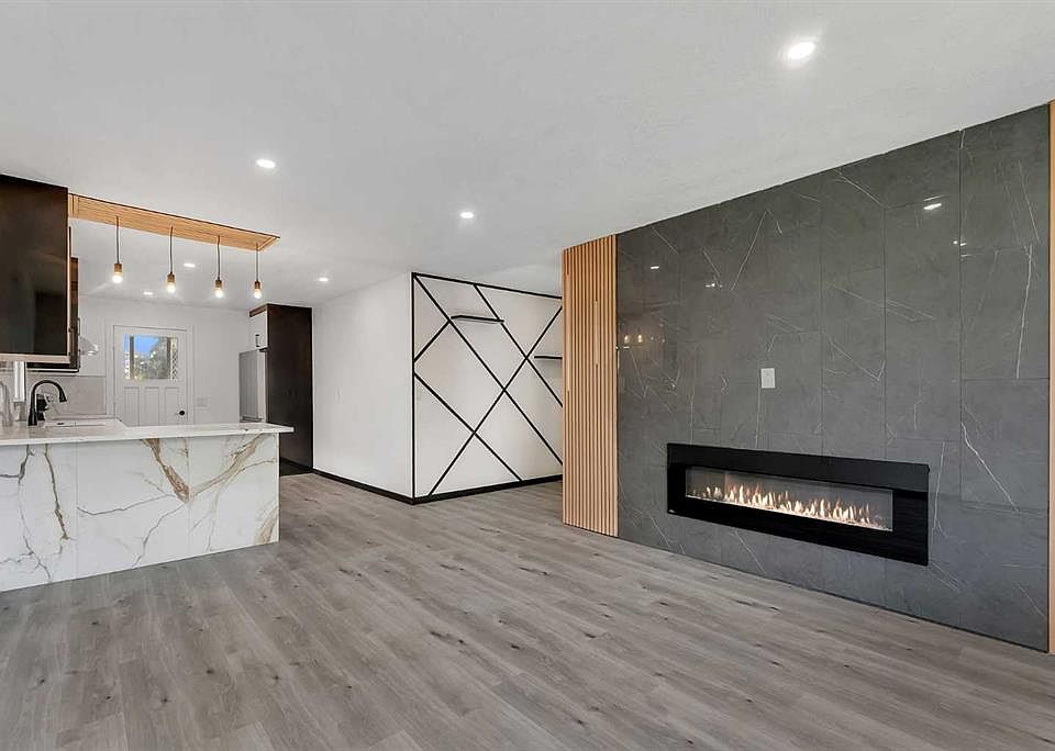1st image of 4108 S 13th Ave NE