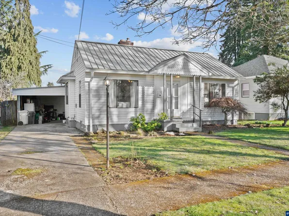 1358 SW Levens St, Dallas, OR 97338