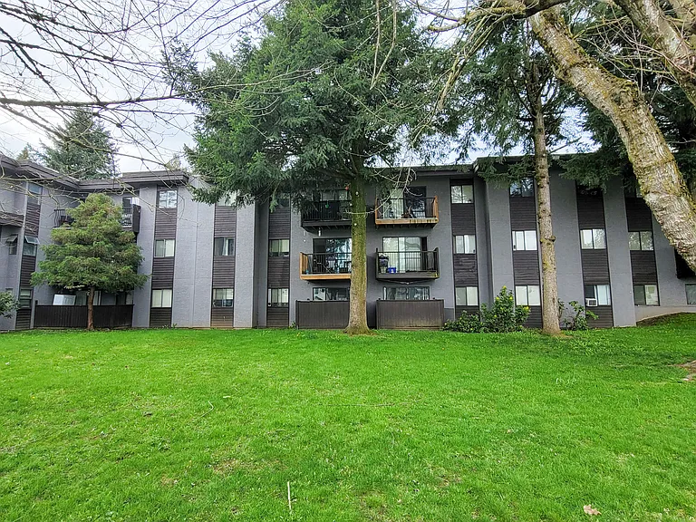 2525 Hill Tout St — Photo 18