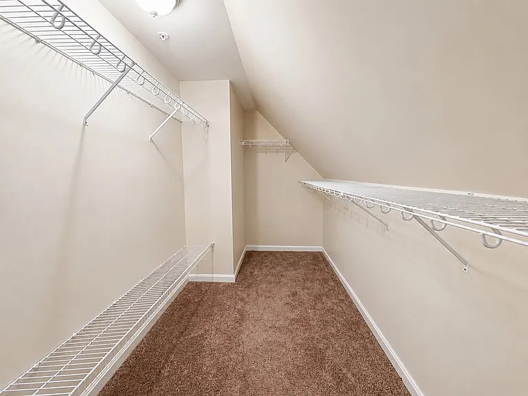 8 Pebble Ln — Photo 36