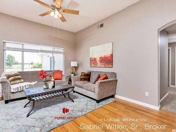 5th image of 8841 Monterey Oaks Dr