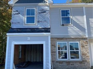 1001 Ventana St #100, Suffolk, VA 23435