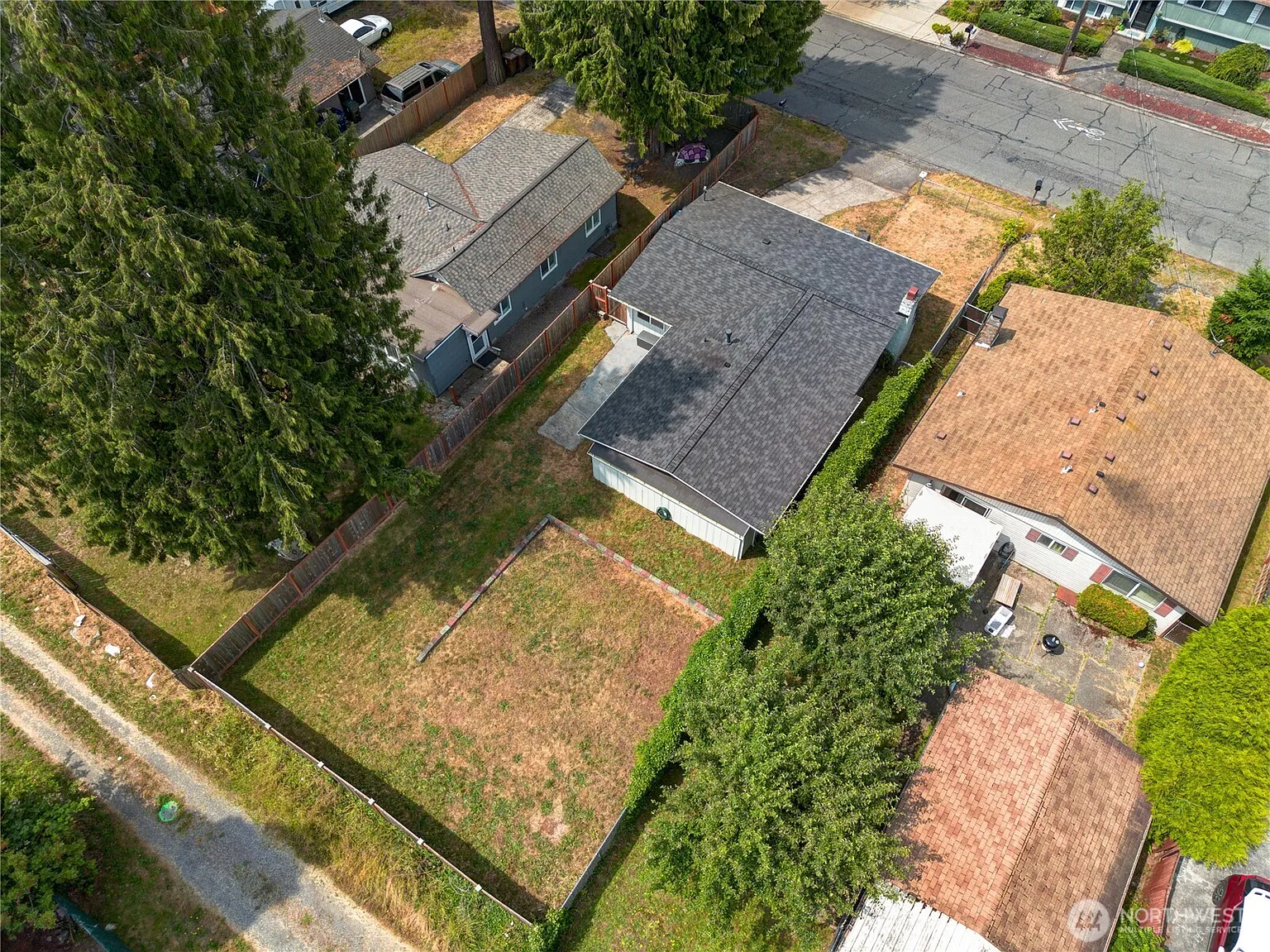 9229 S Park Avenue photo 1