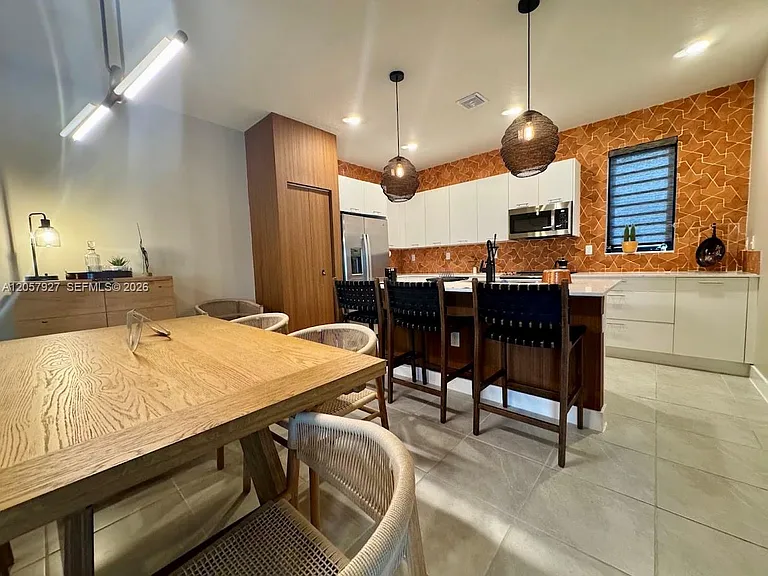 8316 NW 43rd St — Photo 11