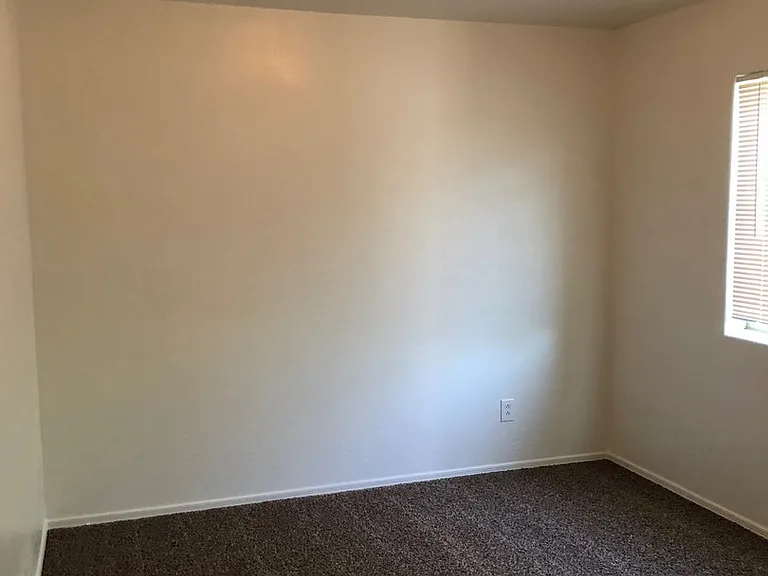 45579 W Dutchman Dr — Photo 16