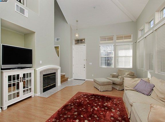 2nd image of 5225 Stoneham Ct