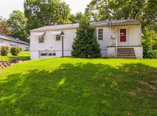 517 N 27th St, Saint Joseph, MO 64501