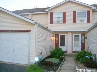 8237 Trevi Ln, Clay, NY 13041