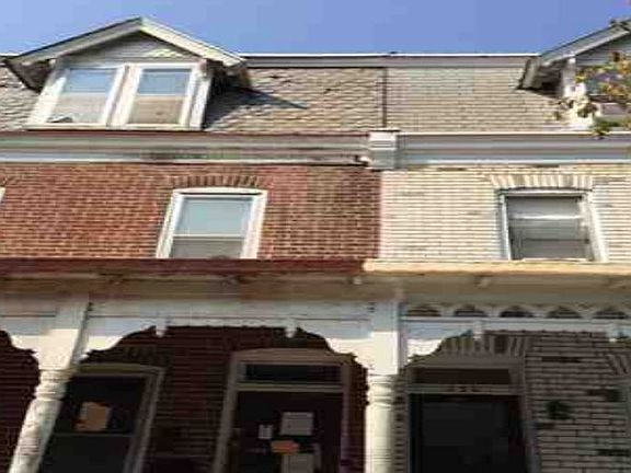 2nd image of 534 N Law St