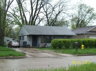 384 E Columbia Ave, Pontiac, MI 48340