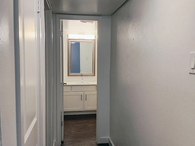 4500 Camp Bowie Blvd #3 — Photo 2