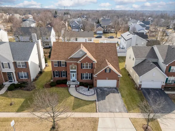 6085 Irene Dr, Hoffman Estates, IL 60192