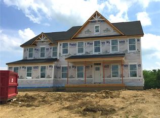 3977 Oak Creek Dr, Sugarcreek Township, OH 45440