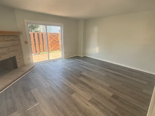4540 Big Met Pl, Cleveland, OH 44135