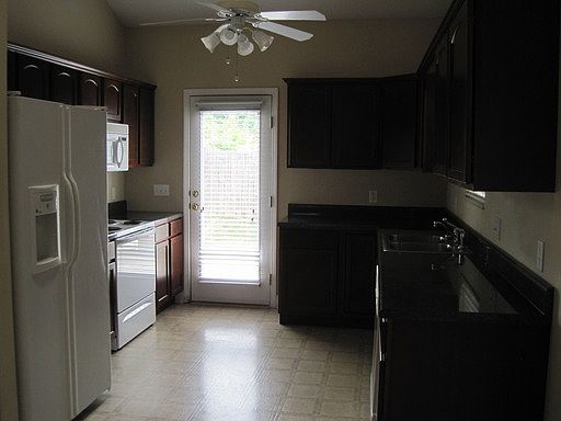 4th image of 2229 Lucado Way