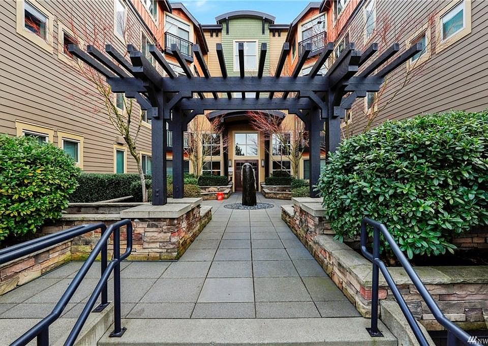 1st image of 15700 116th Ave NE APT 201