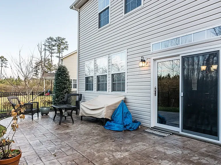 4012 Jockey Club Cir — Photo 24