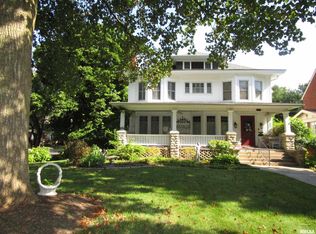 930 W State St, Jacksonville, IL 62650