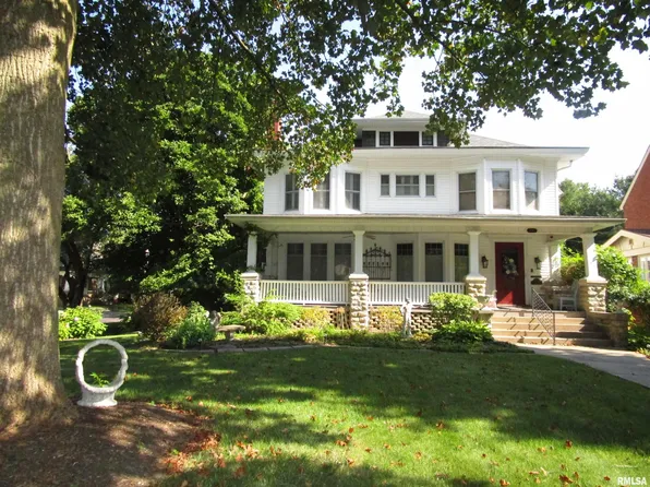 930 W State St, Jacksonville, IL 62650