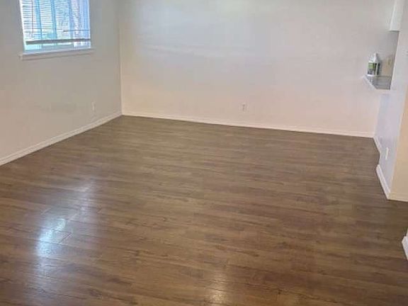 3rd image of 2800 Cerrillos Rd APT 30