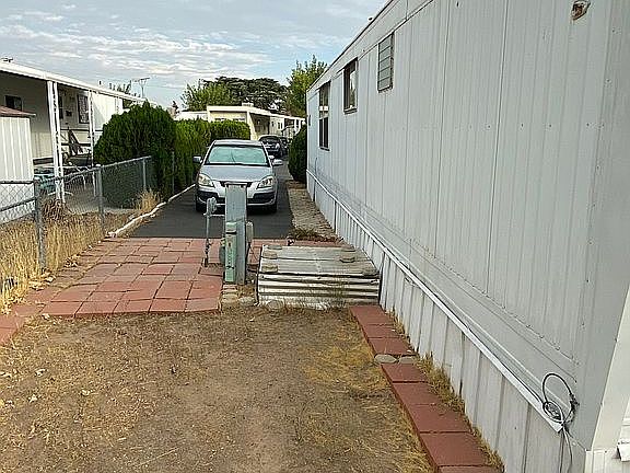 3rd image of 9241 C Ave Space 52
