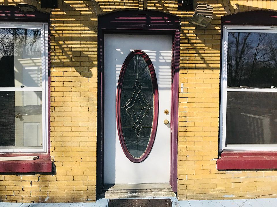 1st image of 126 Bidwell Pkwy APT 1