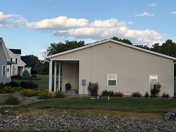 5th image of 725 County Road 1420 N