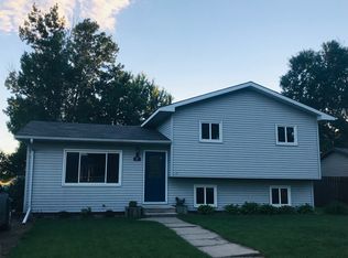 29 20th St SW, Watertown, SD 57201