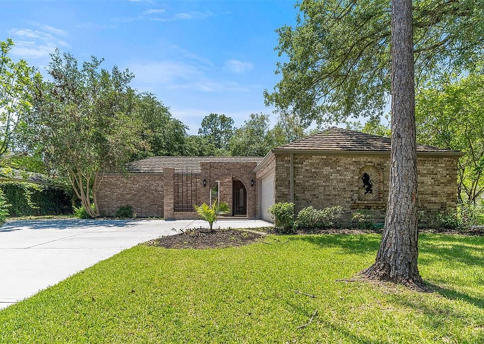 1st image of 10331 Candlewood Dr