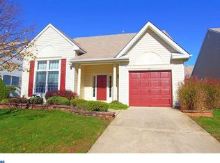 43 Wagon Wheel Ln, Columbus, NJ 08022