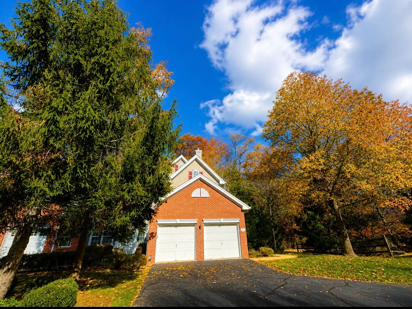 3 bed, 2.5 bath, 2154 sqft, $5,700 — Photo 4