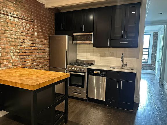 2nd image of 133 E 4th St #1214