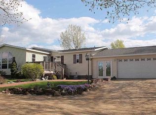 W4607 Evergreen Ln, Montello, WI 53949