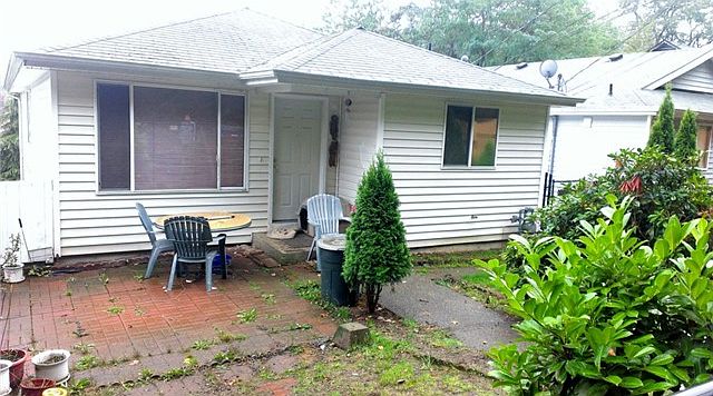 1st image of 642 Adele Ave