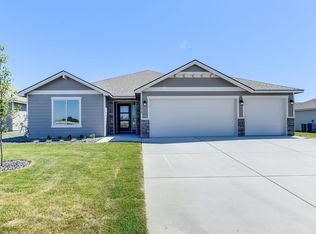 10610 Silverbright Dr, Pasco, WA 99301