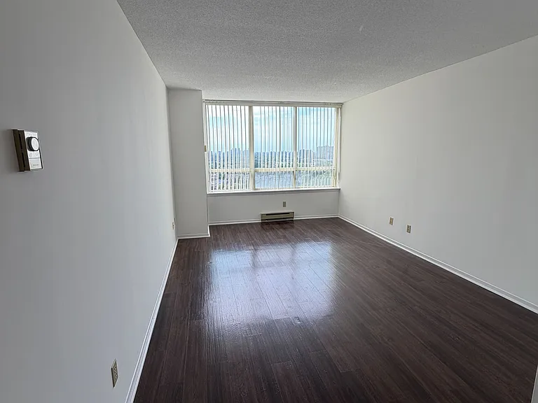 175 Bamburgh Cir #1609 — Photo 8