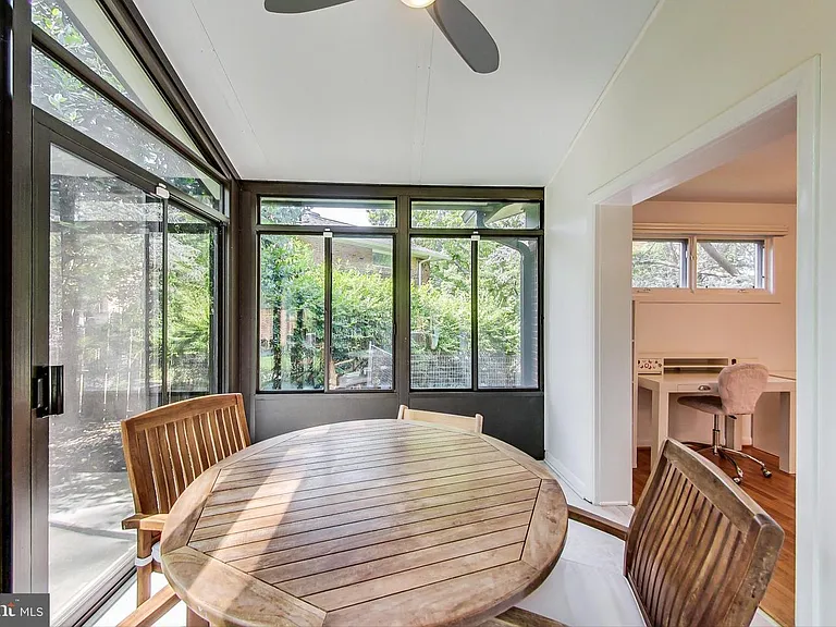 6515 E Halbert Rd — Photo 21