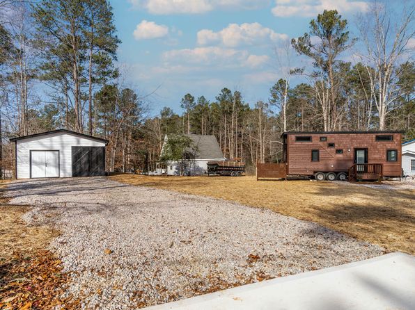 111-113 Red Oak Dr, Louisburg, NC 27549
