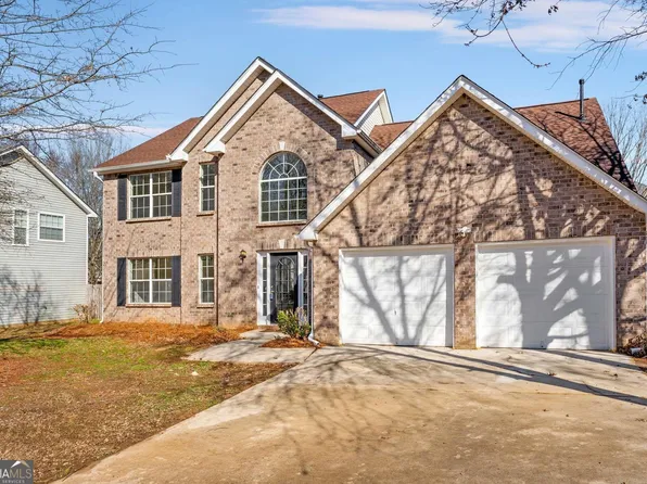 120 Kentwood Springs Dr, Hampton, GA 30228