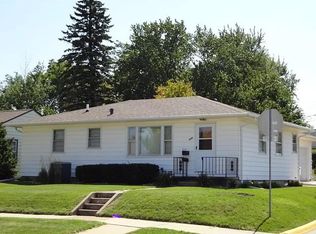 1210 W 10th St, Cedar Falls, IA 50613