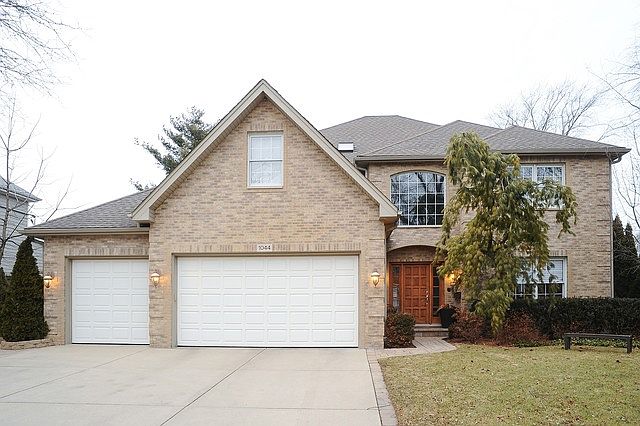 1st image of 1044 Greentree Ave