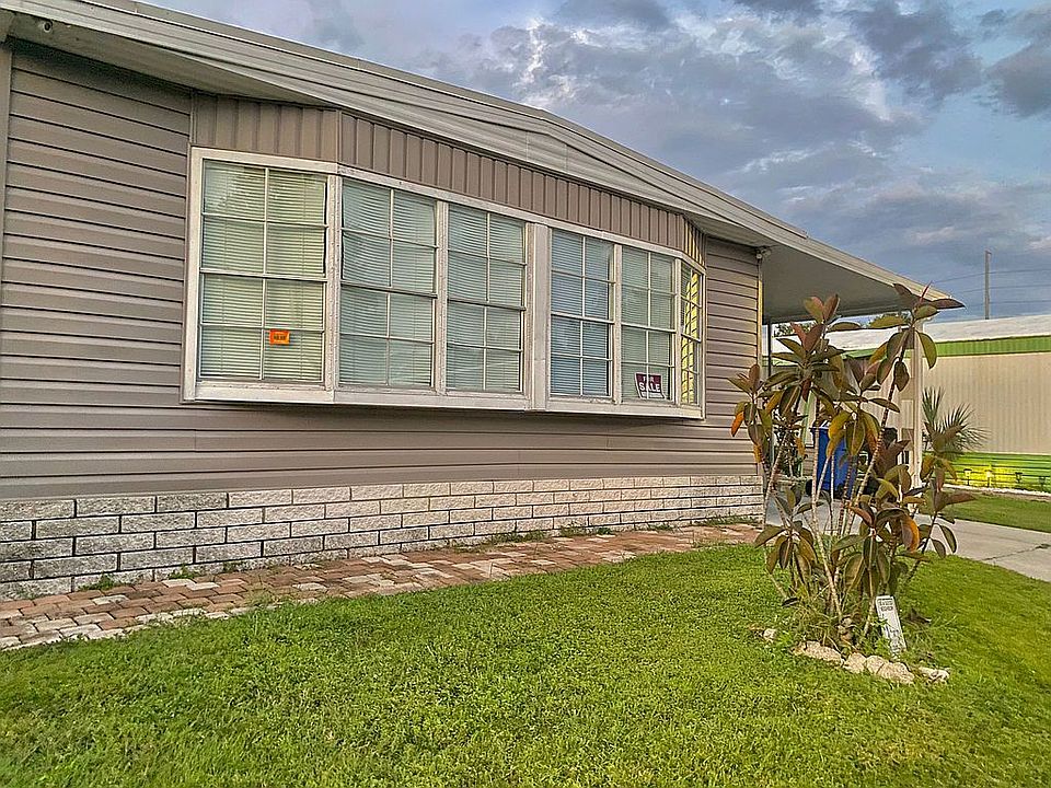 1st image of 8843 Byron Dr
