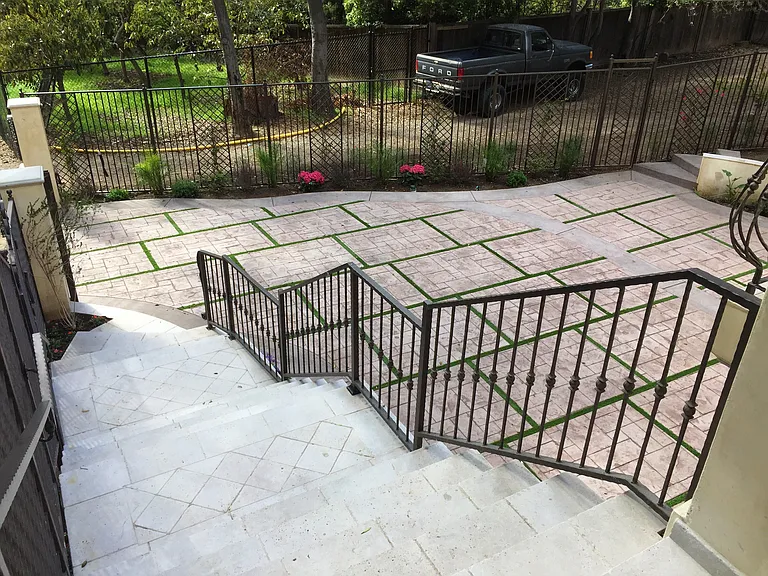 1020 N Moraga Dr — Photo 4